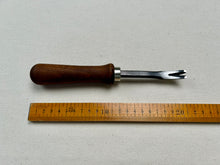 Load image into Gallery viewer, Tacks and nails lifter, large