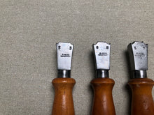 Load image into Gallery viewer, x Waist irons by R.Hess