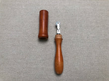 Load image into Gallery viewer, x Stitch marking wheel 12 stitches per inch