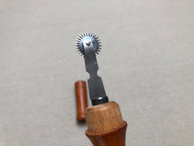 Load image into Gallery viewer, x Stitch marking wheel 12 stitches per inch