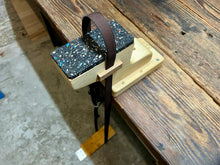 Load image into Gallery viewer, Last making stand