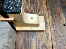 Load image into Gallery viewer, Last making stand