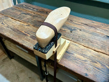 Load image into Gallery viewer, Last making stand