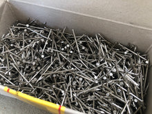 Load image into Gallery viewer, Lasting nails by Triumph