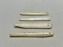 Load image into Gallery viewer, Sleeking bone, vintage