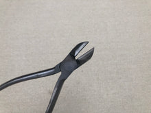 Load image into Gallery viewer, Shoemaker side pliers