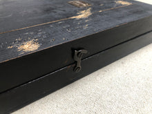 Load image into Gallery viewer, x Foot impression box, vintage by Omö