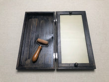 Load image into Gallery viewer, x Foot impression box, vintage by Omö