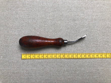 Load image into Gallery viewer, Feathering knife 1,0 mm depth