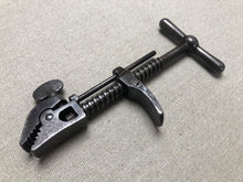 Load image into Gallery viewer, x Waist pliers