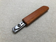 Load image into Gallery viewer, x Seat wheel for refined shoemaking