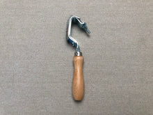 Load image into Gallery viewer, Leather roughing tool, Patent