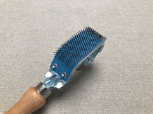 Load image into Gallery viewer, Leather roughing tool, Patent