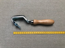 Load image into Gallery viewer, Leather roughing tool, Patent