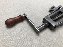 Load image into Gallery viewer, x Clamp for upper crimping, Vintage