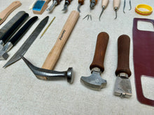Load image into Gallery viewer, Shoemaker tool set BASIC