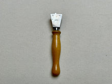 Load image into Gallery viewer, Forepart iron by R.Hess No.2