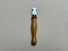 Load image into Gallery viewer, Edge set iron by R.Hess No.2