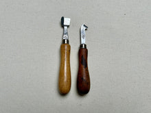 Load image into Gallery viewer, Feathering and welt knife by Don Carlos