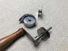 Load image into Gallery viewer, Junker & Ruh SD 28 bobbin