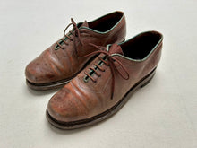 Load image into Gallery viewer, Traditional German - Austrian shoes