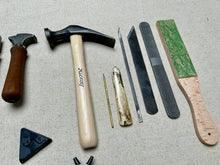 Load image into Gallery viewer, Shoemaker tool set kit for beginners in shoemaking PRO