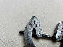 Load image into Gallery viewer, x Waist lasting clamp by Bost Frères
