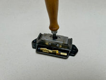 Load image into Gallery viewer, Aglet crimping machine