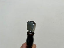 Load image into Gallery viewer, Waist iron in two sizes with vincens