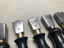 Load image into Gallery viewer, Set of irons