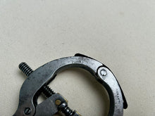 Load image into Gallery viewer, Waist lasting clamp by Heymann PARIS