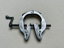 Load image into Gallery viewer, Waist lasting clamp by Heymann PARIS