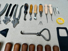 Load image into Gallery viewer, Shoemaker tool set kit for beginners in shoemaking PRO