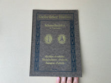 Load image into Gallery viewer, Shoemaker lasting pliers brand "Glocke"