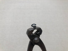 Load image into Gallery viewer, Boot lace speed hooks, vintage