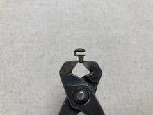 Load image into Gallery viewer, Boot lace speed hooks, vintage