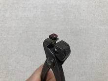 Load image into Gallery viewer, Boot lace speed hooks, vintage