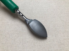 Load image into Gallery viewer, Iron for upper leather