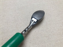 Load image into Gallery viewer, Iron for upper leather