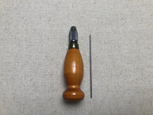 Load image into Gallery viewer, Hook needle, jerk needle 1,5 mm 1,8 mm in handle