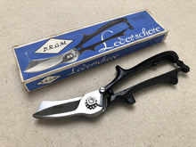 Load image into Gallery viewer, Leather scissors D.R.G.M.