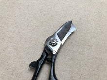 Load image into Gallery viewer, Leather scissors D.R.G.M.
