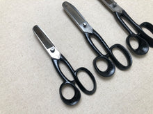 Load image into Gallery viewer, Leather scissors for upper leather