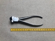 Load image into Gallery viewer, Shoemaker pincers