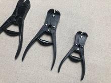 Load image into Gallery viewer, Lever cutter