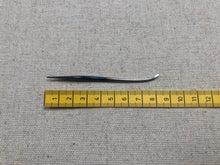 Load image into Gallery viewer, Awl for stitching 85 mm 1/4 by RASCHE Germany