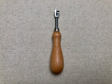 Load image into Gallery viewer, Feathering knife