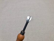 Load image into Gallery viewer, Feathering knife