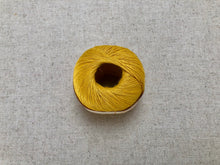 Load image into Gallery viewer, Linen shoe thread "Best Superior"