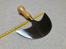 Load image into Gallery viewer, Half and quarter moon knifes